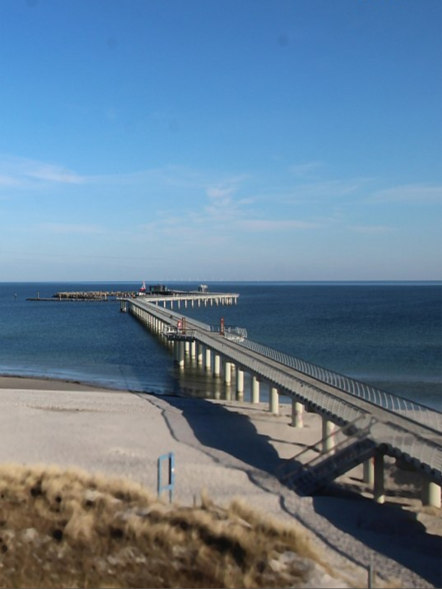 Seebruecke Prerow Tag